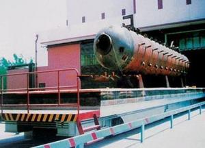 節(jié)能大型壓力容器退火爐
